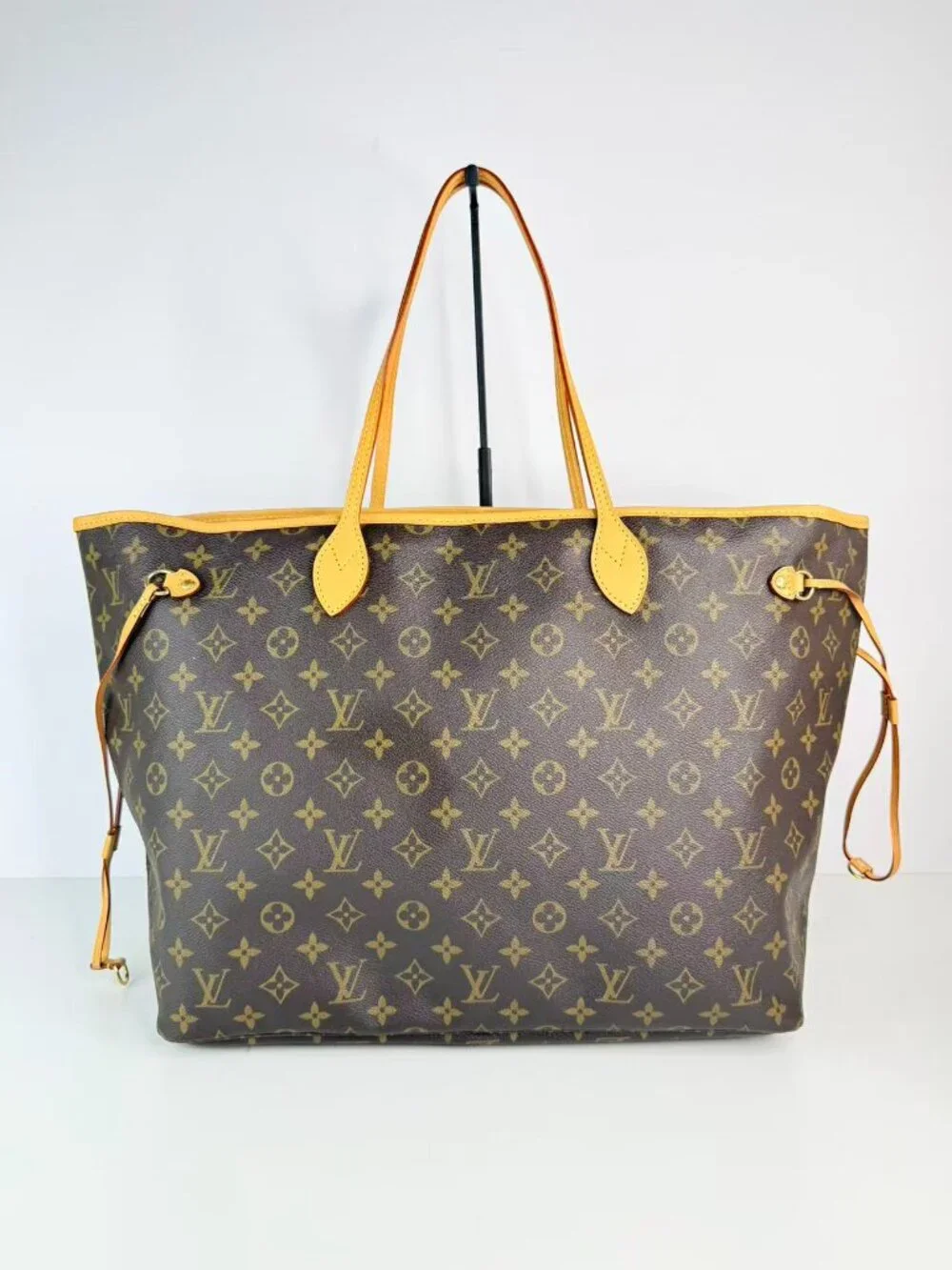 louis vuitton neverfull MM tote monogram canvas